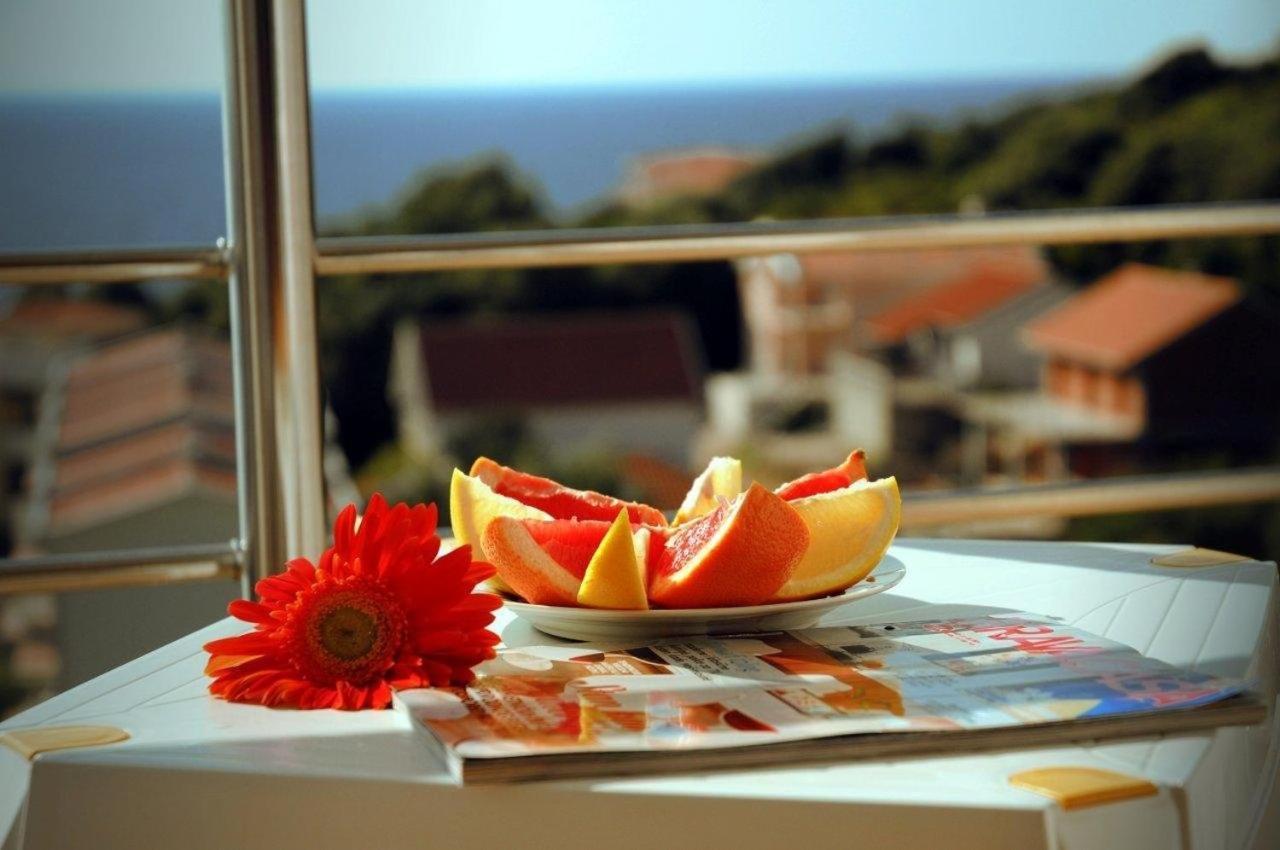 Apartments De Lara يوتجيها المظهر الخارجي الصورة
