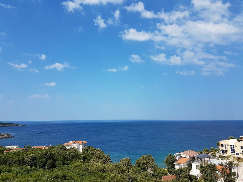 Apartments De Lara يوتجيها المظهر الخارجي الصورة