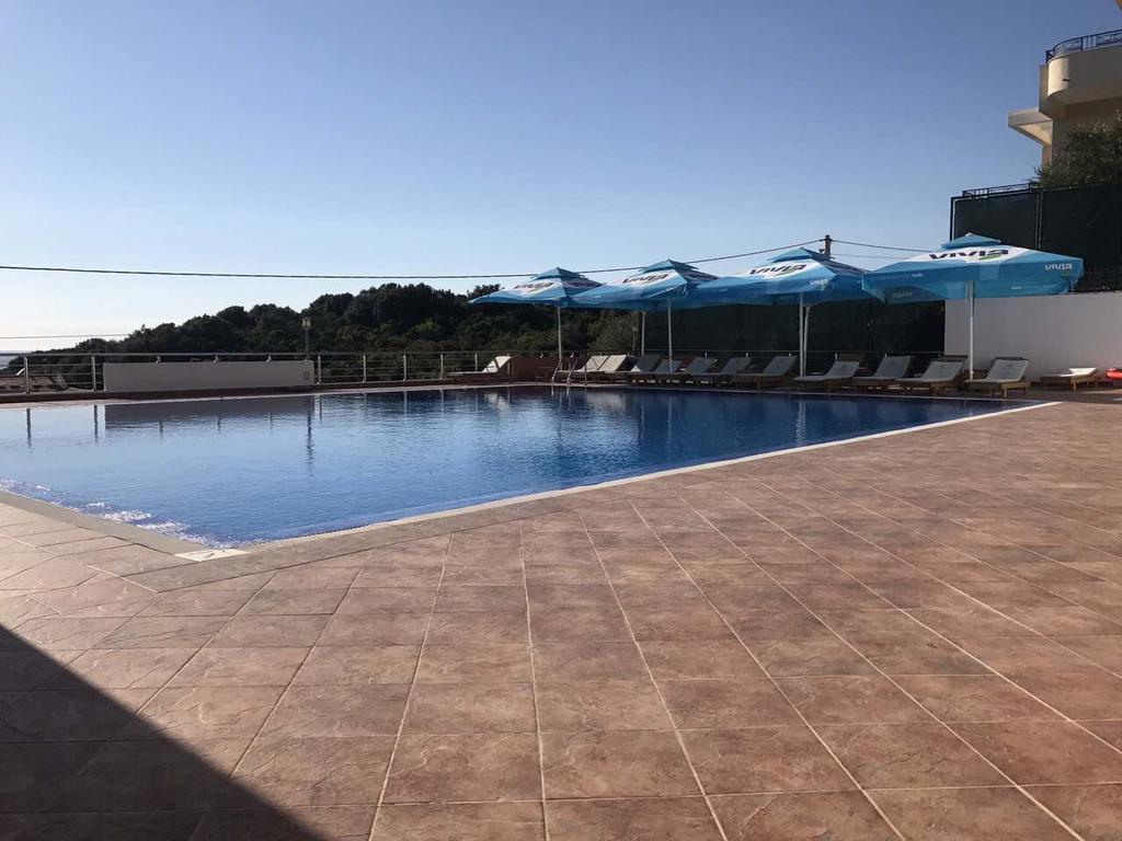 Apartments De Lara يوتجيها المظهر الخارجي الصورة