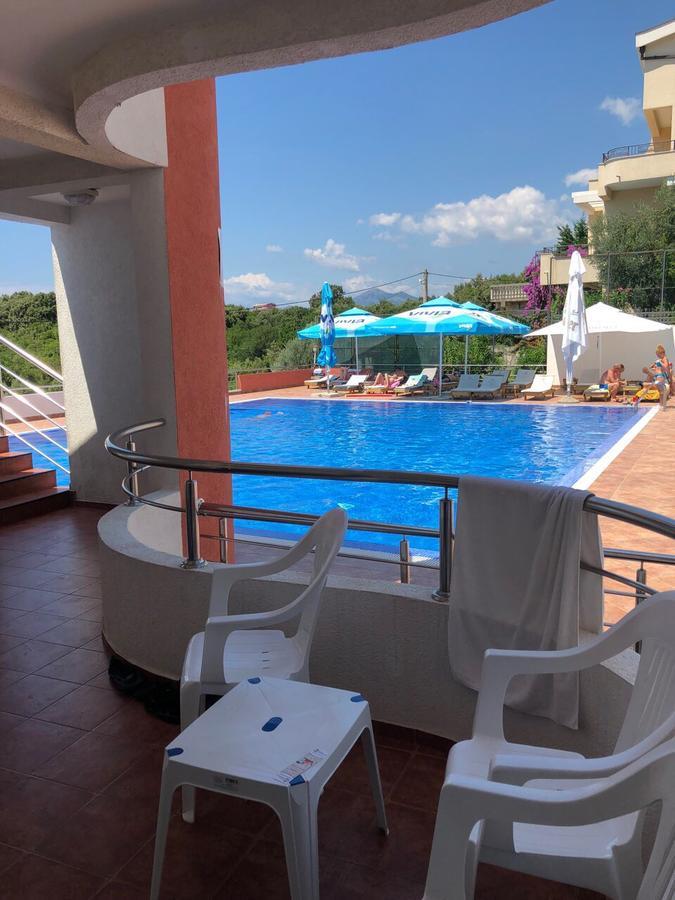 Apartments De Lara يوتجيها المظهر الخارجي الصورة
